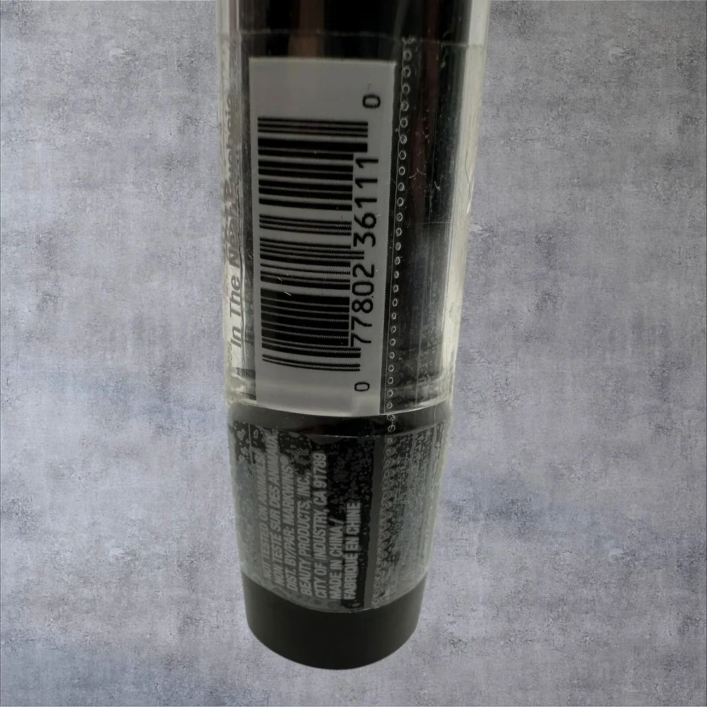Wet n Wild Lipstick 0.13oz In The Near Fuchsia 561B New Sealed‎ Silk Finish Pink